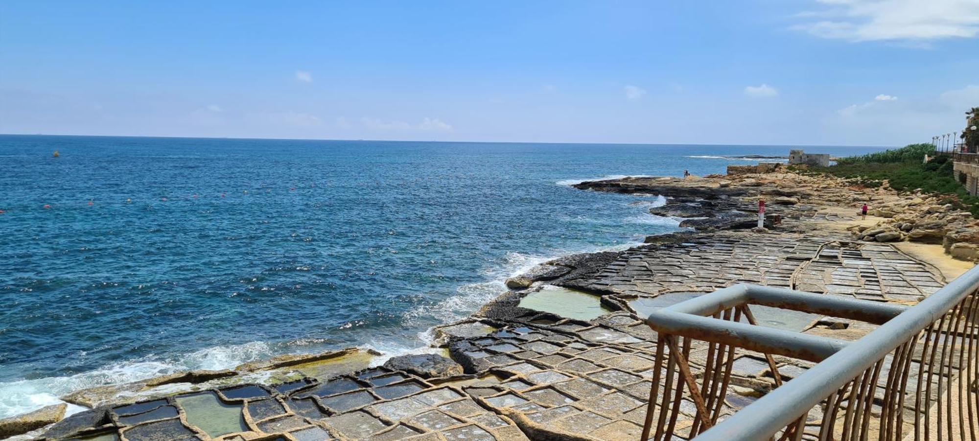 Large Apartment In Marsascala. Sleeps 6 Marsaskala Exterior photo